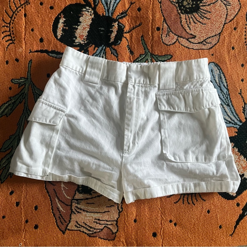 white tna cargo shorts